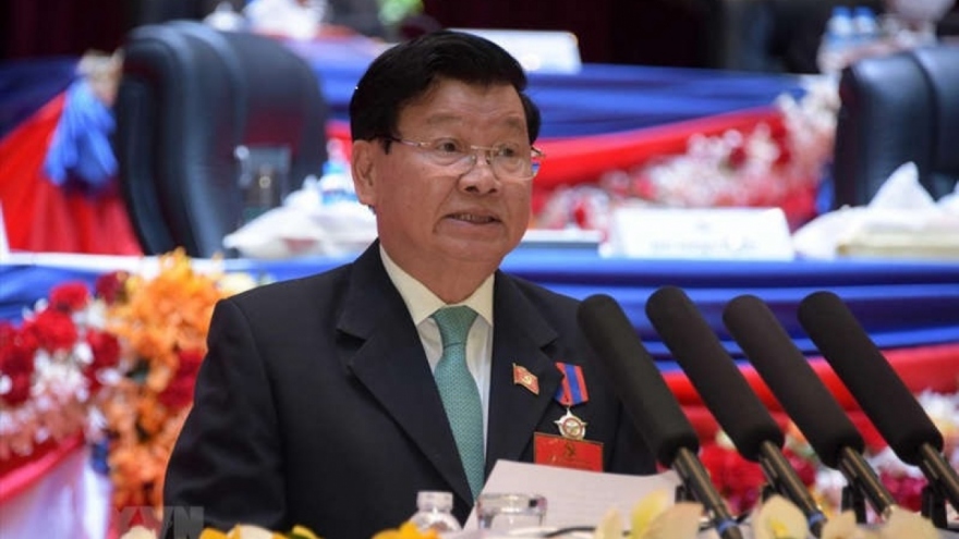 Party leader and President of Laos begins visit to Vietnam